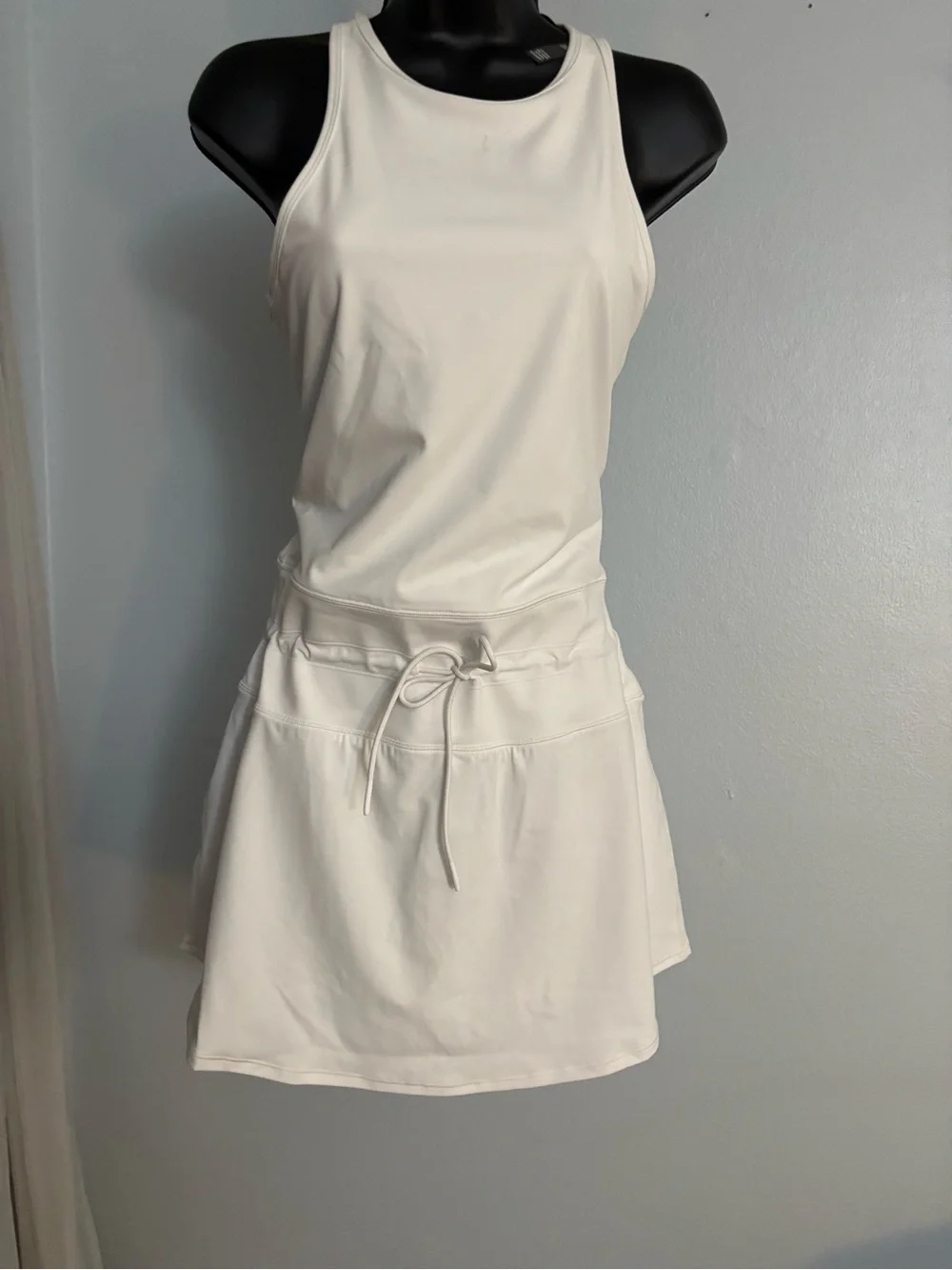 Vuori Cream Sleeveless Drawstring Waist Tennis Dress - Picture 1 of 7